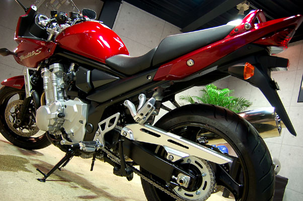 suzukiofBbg̃KXR[eBO3