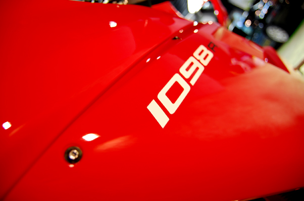 DUCATI 1098R̃KXR[eBO4