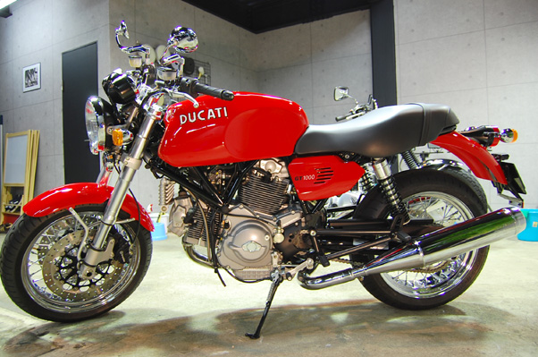 DUCATIEGT1000̃KXR[eBO11