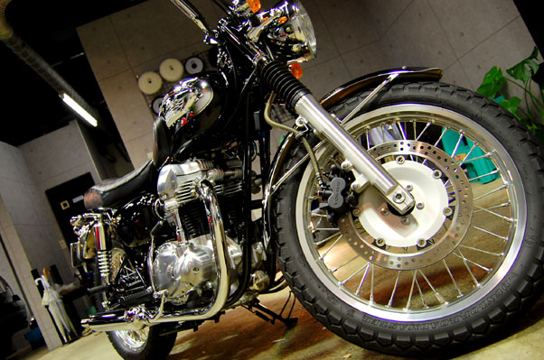 KAWASAKI W650̃KXR[eBO8