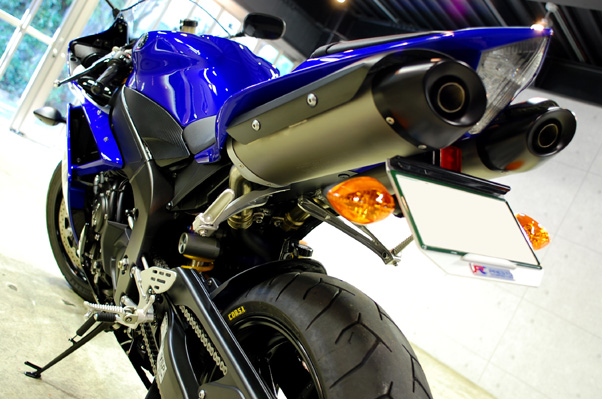 YAMAHA YZF-R1̃KXR[eBO4